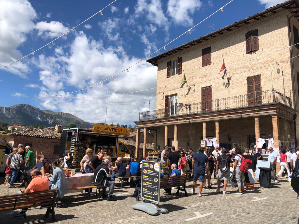 Oggi La Festa del Ciauscolo, ambasciatore dell’identità delle aree interne, nuova tappa del Grand Tour delle Marche
